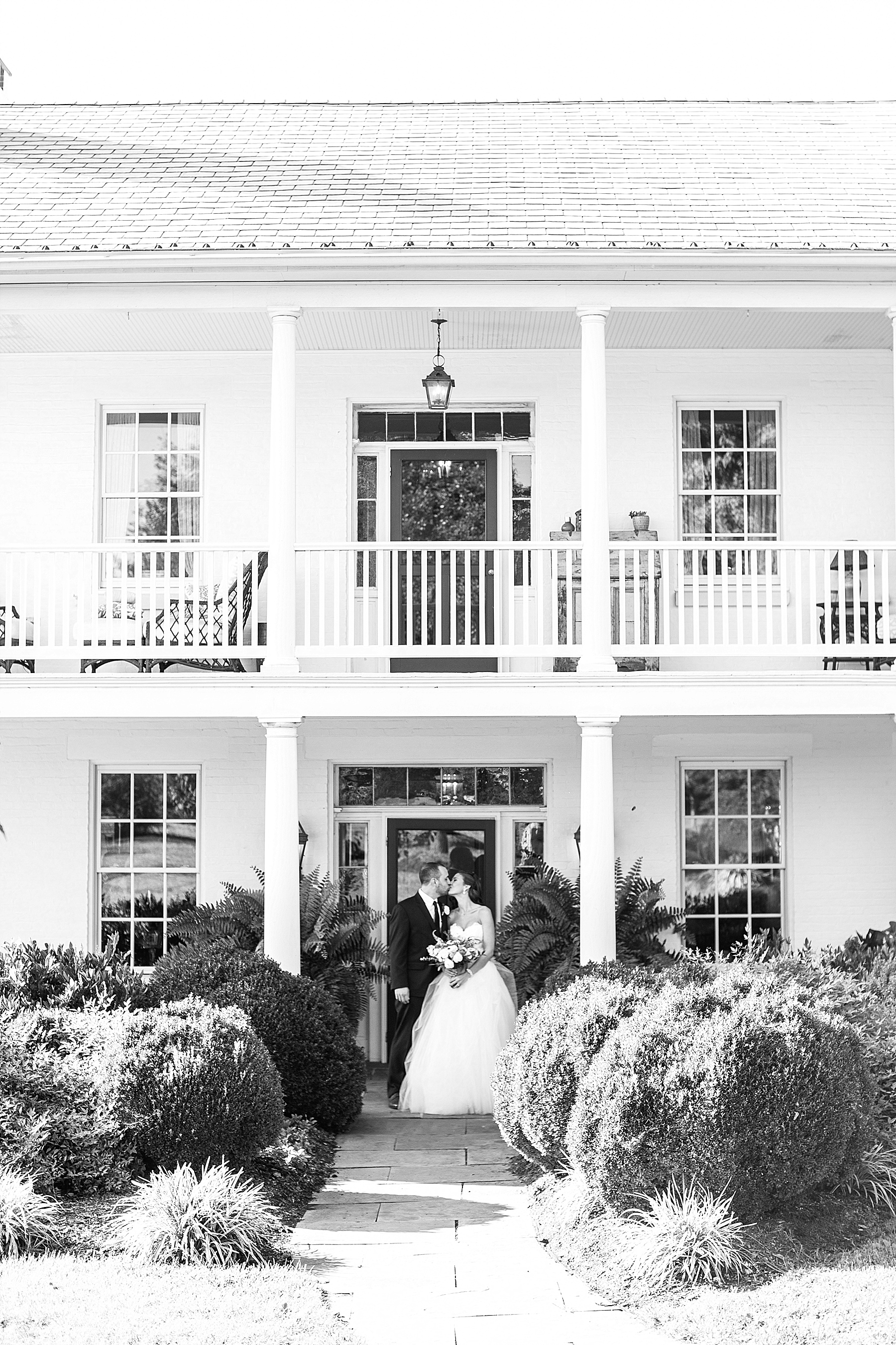 Glen Ellen wedding day photographed by Alexandra Mandato Photography