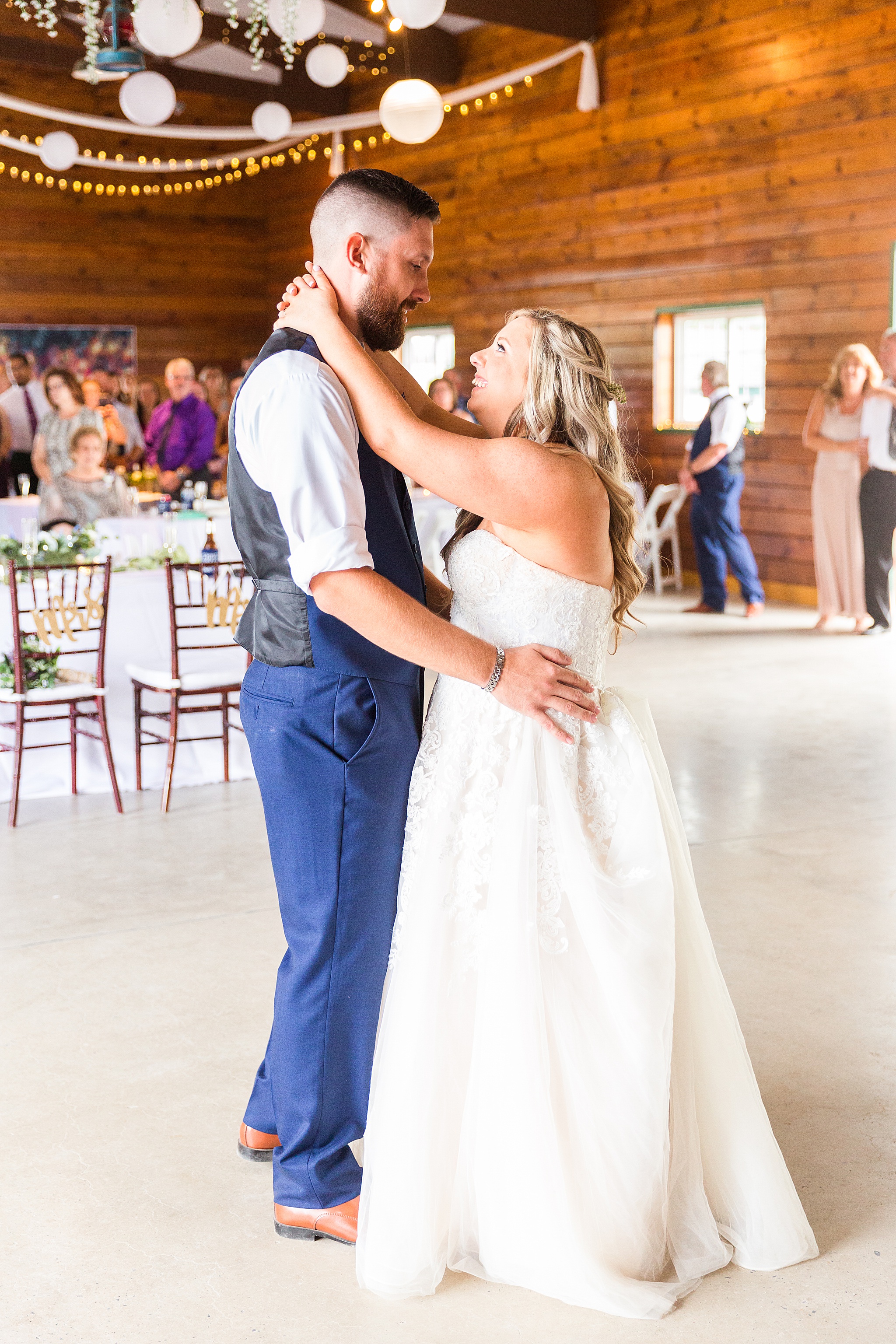 first dance at Green Meadows Farm wedding with Alexandra Mandato Photography