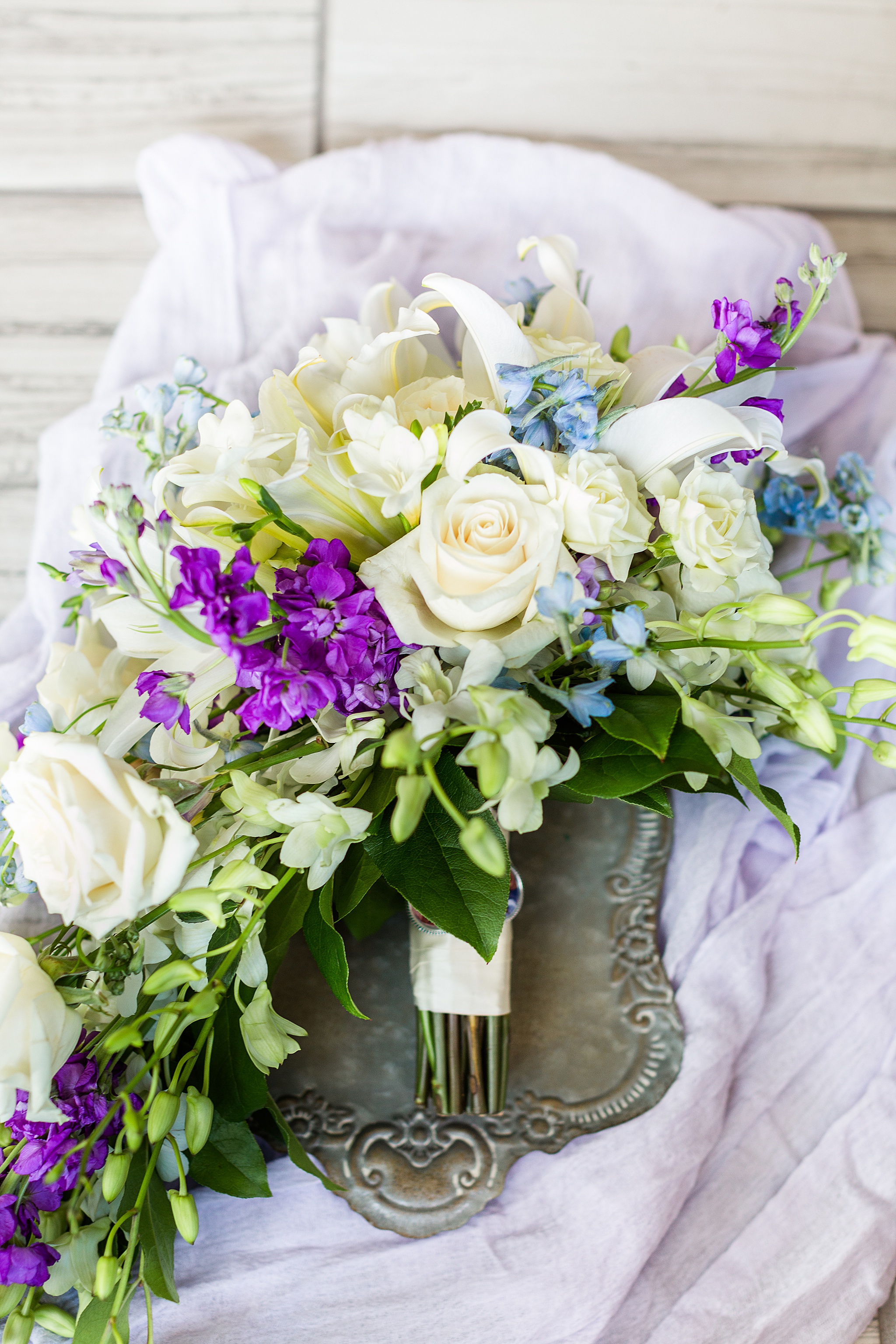 Ann's Gardens wedding bouquet photographed by MD wedding photographer Alexandra Mandato Photography