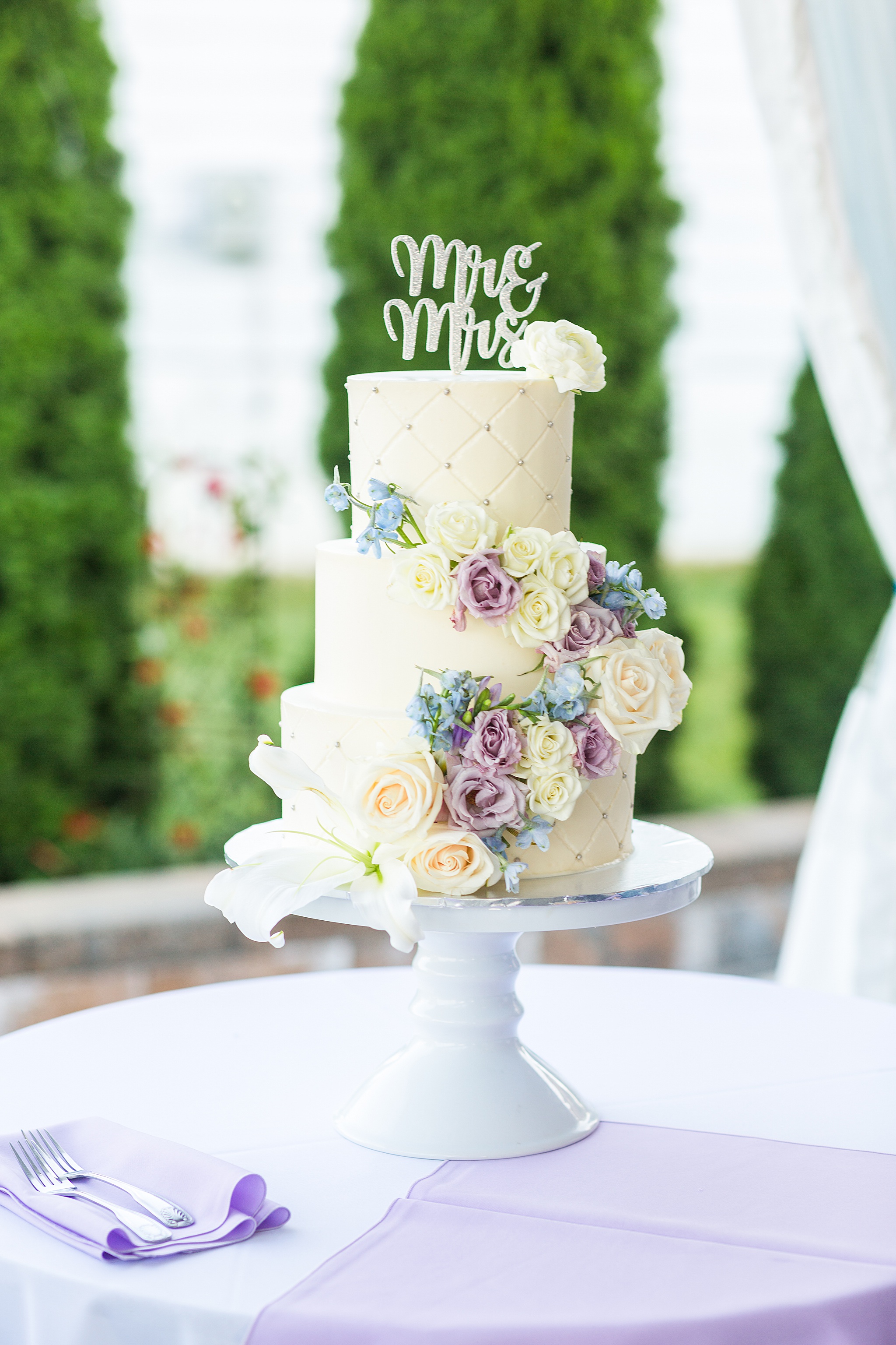 wedding cake by Sweet Eats Cakes photographed by Alexandra Mandato Photography