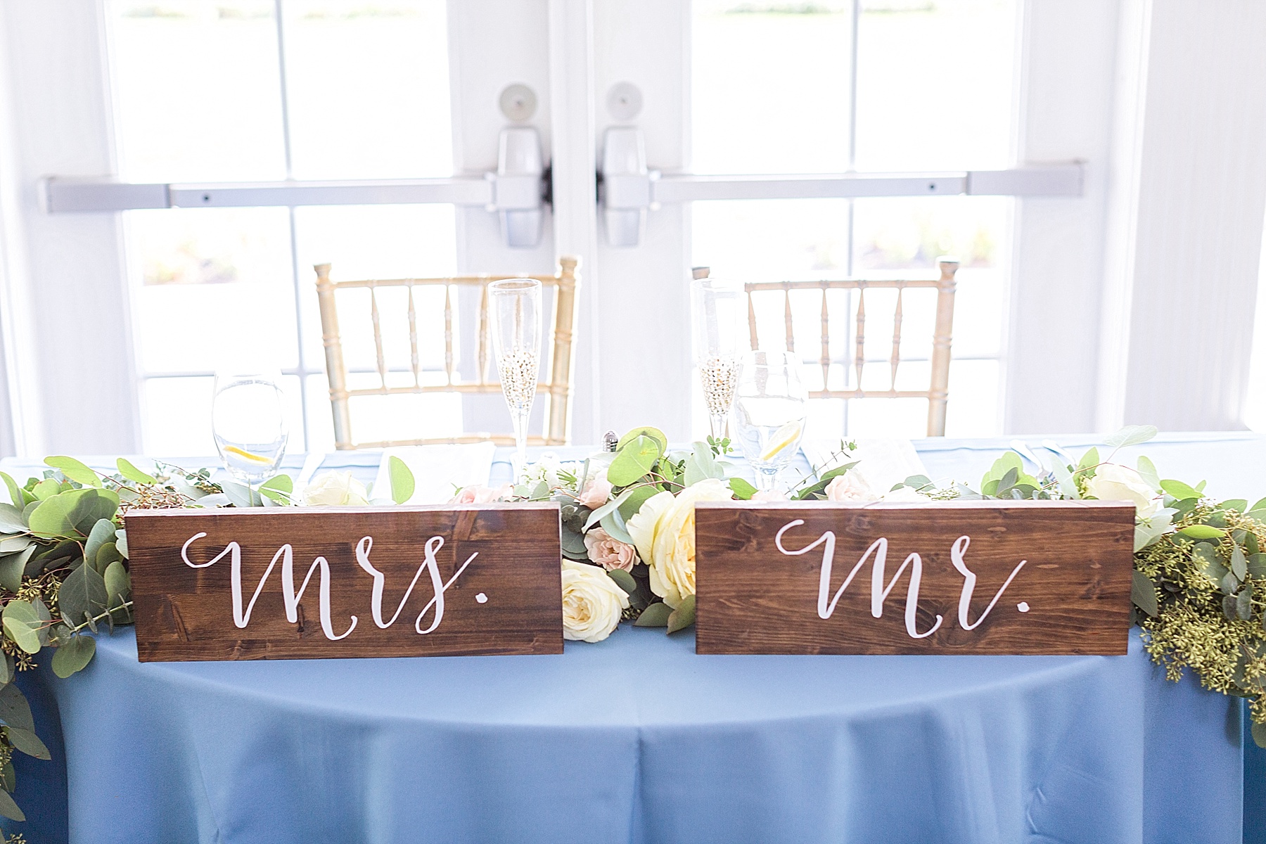 reception centerpieces at Springfield Manor with Alexandra Mandato Photography
