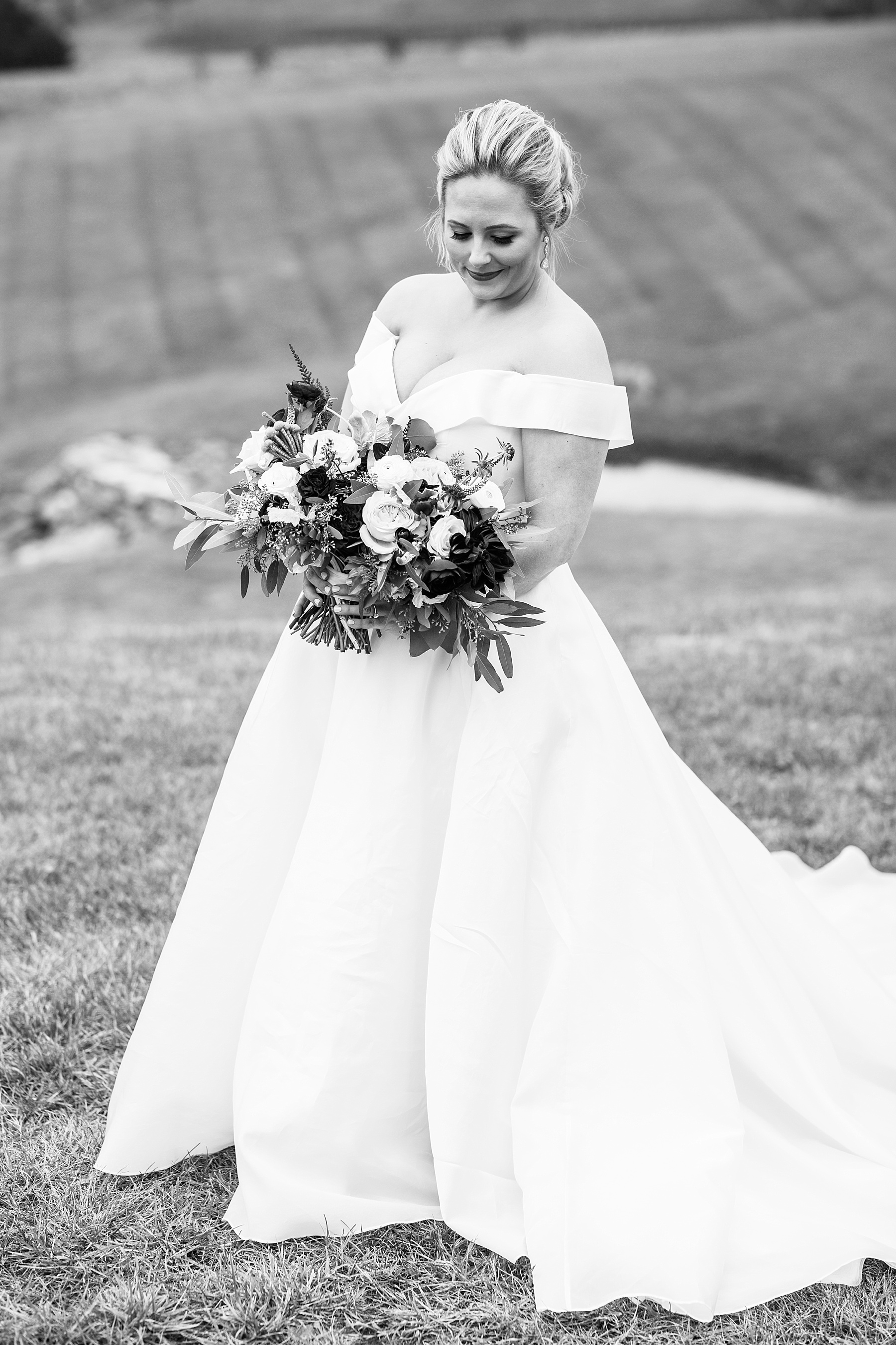  Alexandra Mandato Photography photographs Virginia winery wedding portraits
