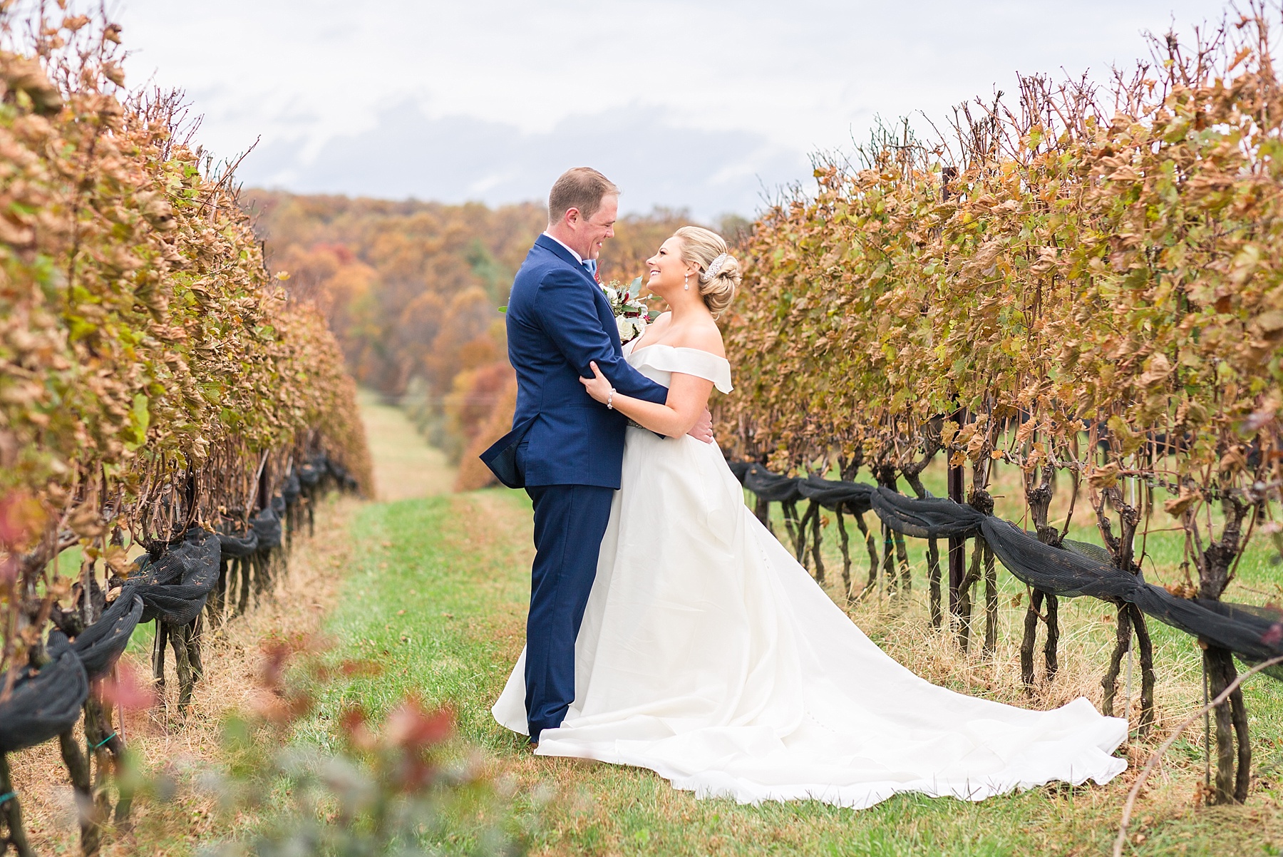  Alexandra Mandato Photography photographs wedding photos at Stone Tower Winery
