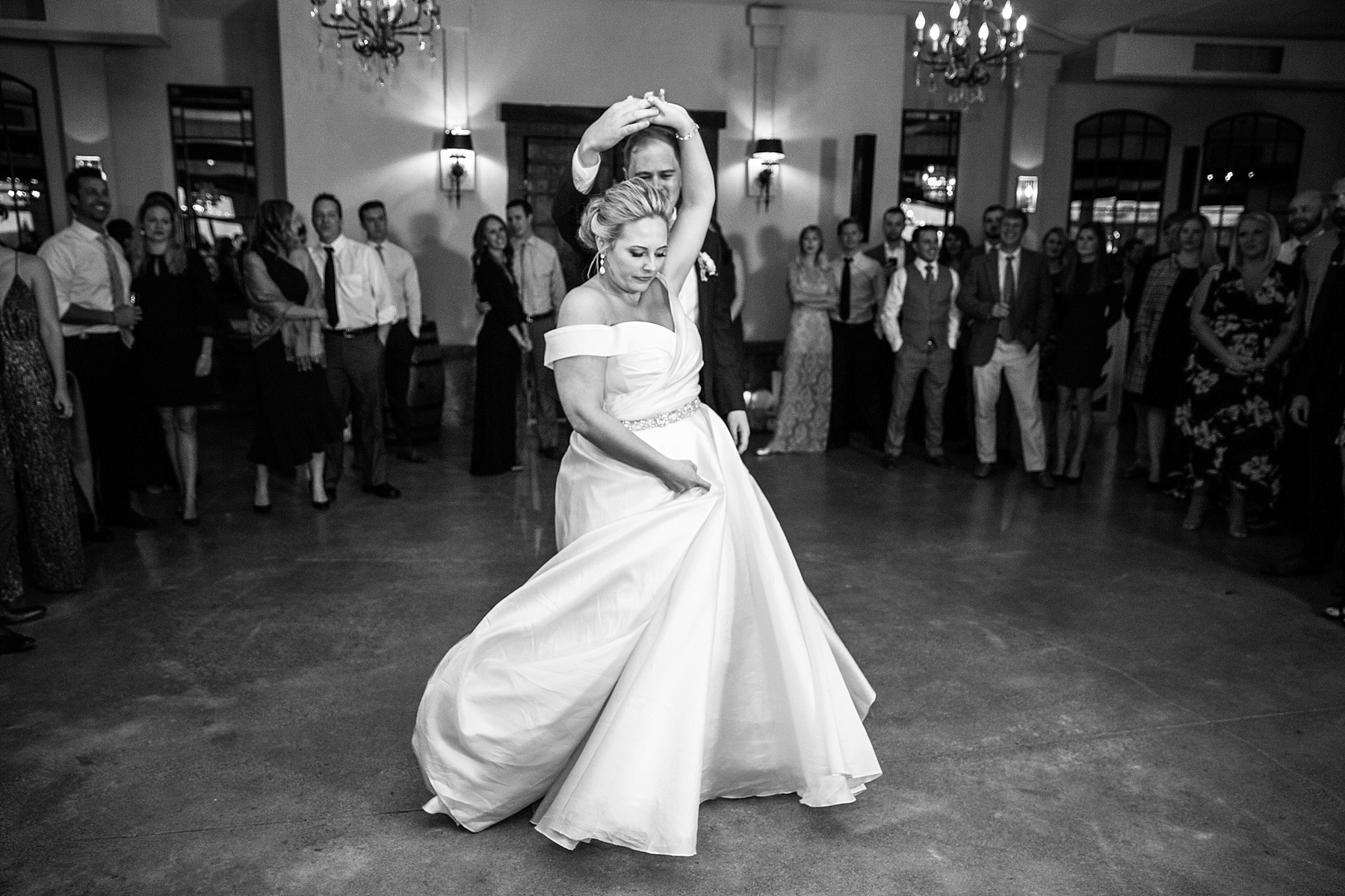 first dance at Stone Tower Winery photographed by  Alexandra Mandato Photography
