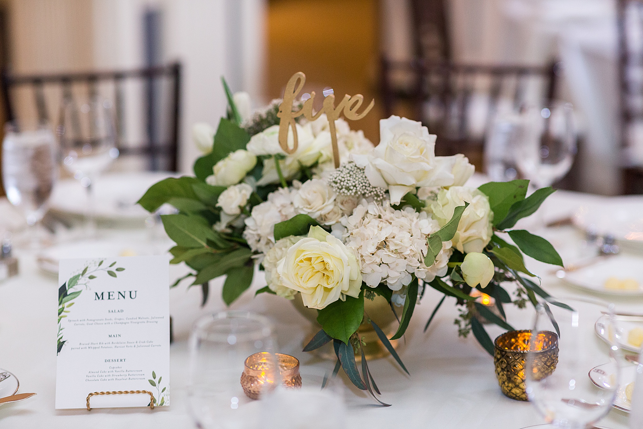 wedding centerpieces in Baltimore photographed by Alexandra Mandato Photography