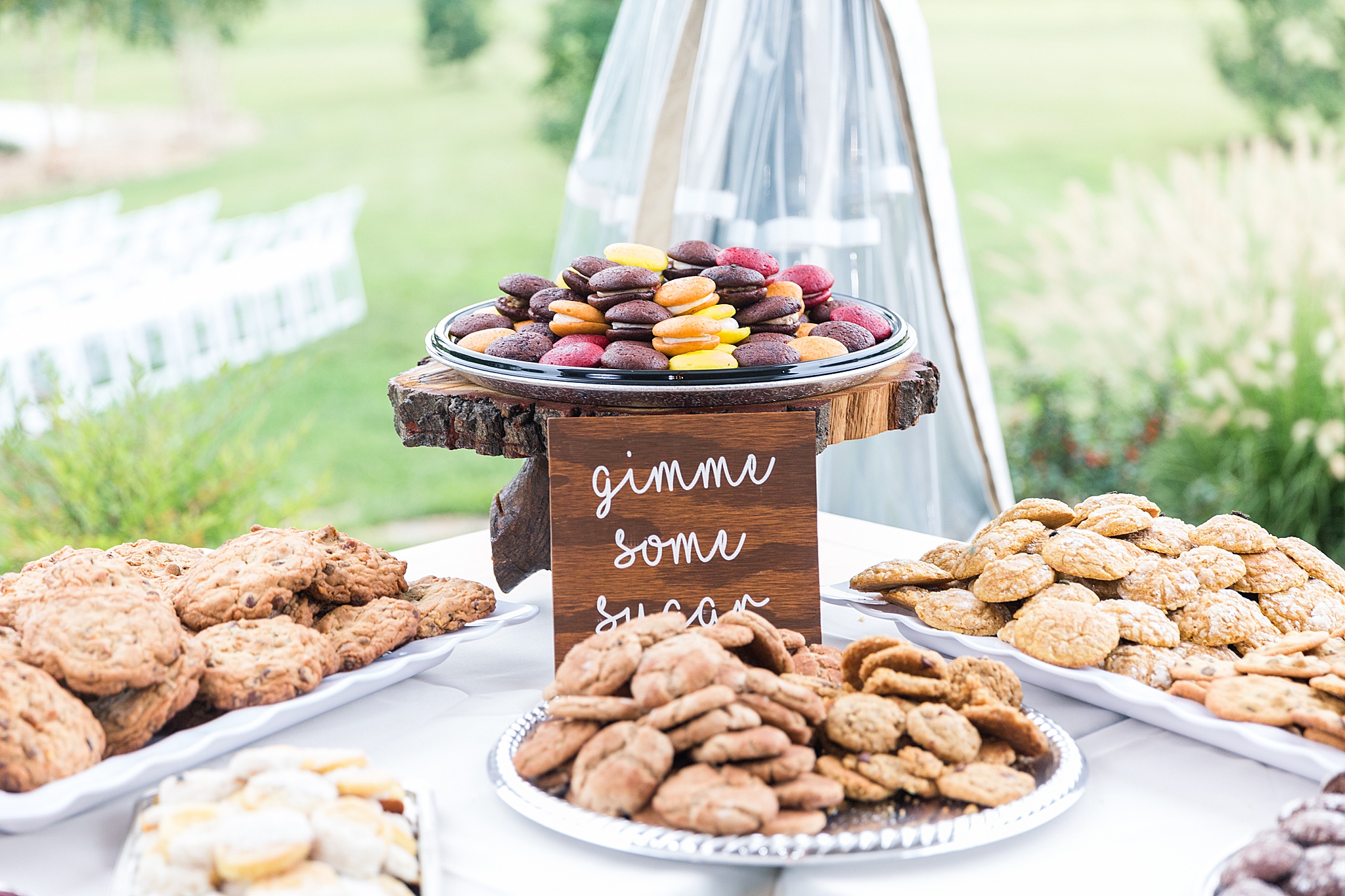 cookies for table with Alexandra Mandato Photography