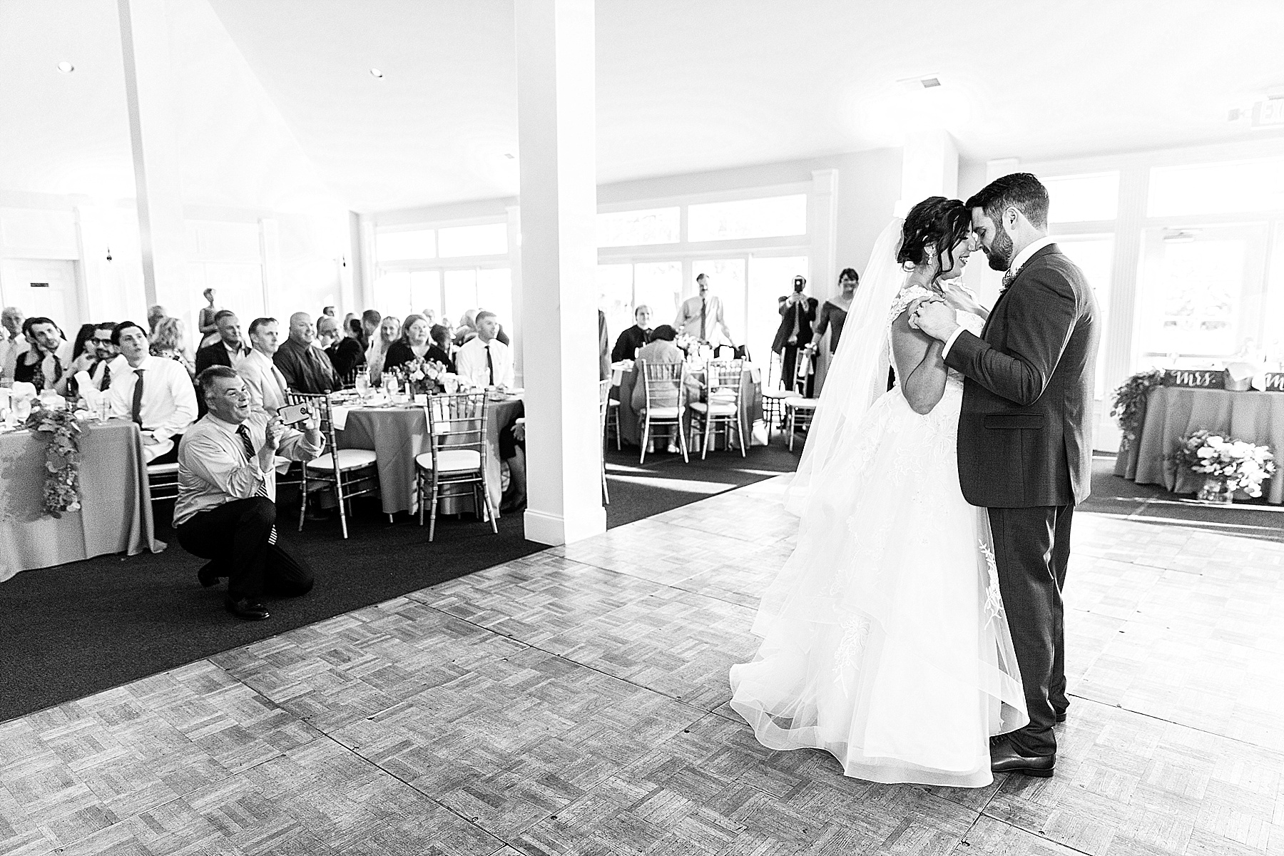 first dance at Springfield Manor with Alexandra Mandato Photography