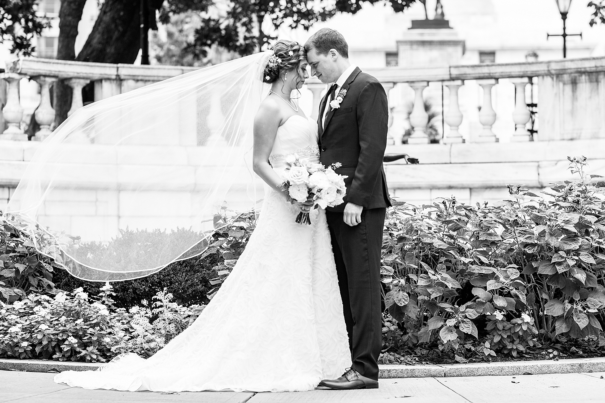 Alexandra Mandato Photography photographs first look in Maryland