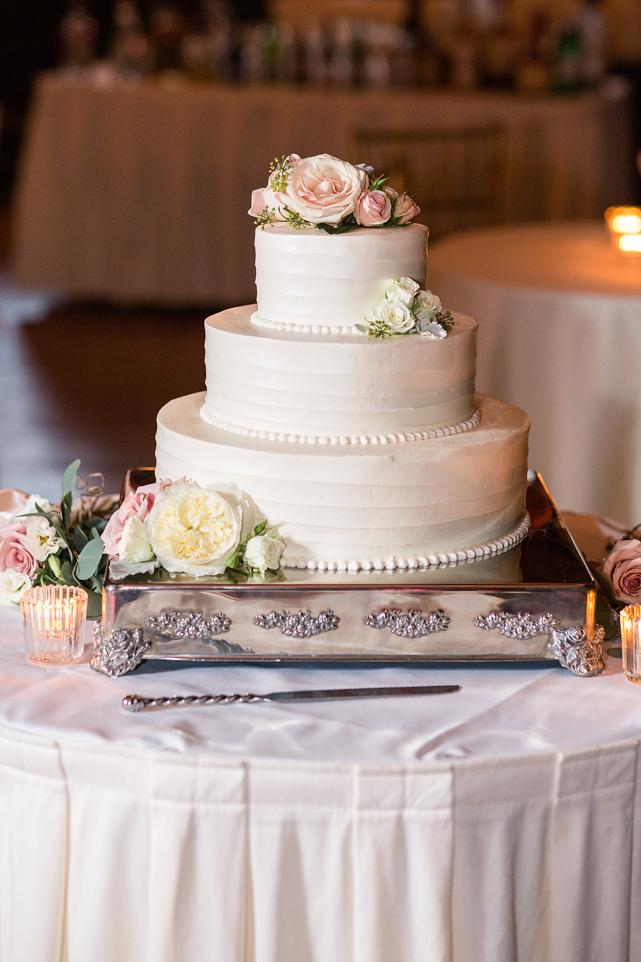 Maryland Club wedding cake photographed by Alexandra Mandato Photography
